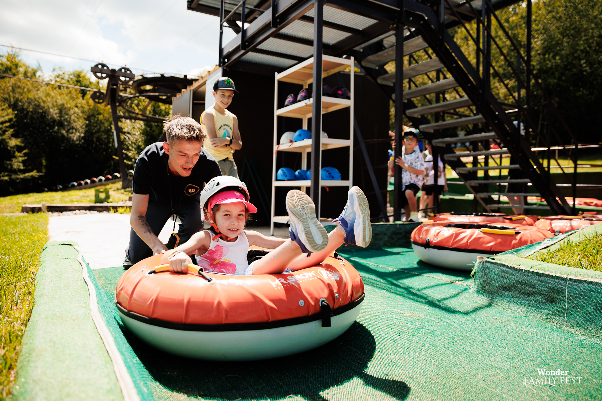 Wonderland Resort — 221