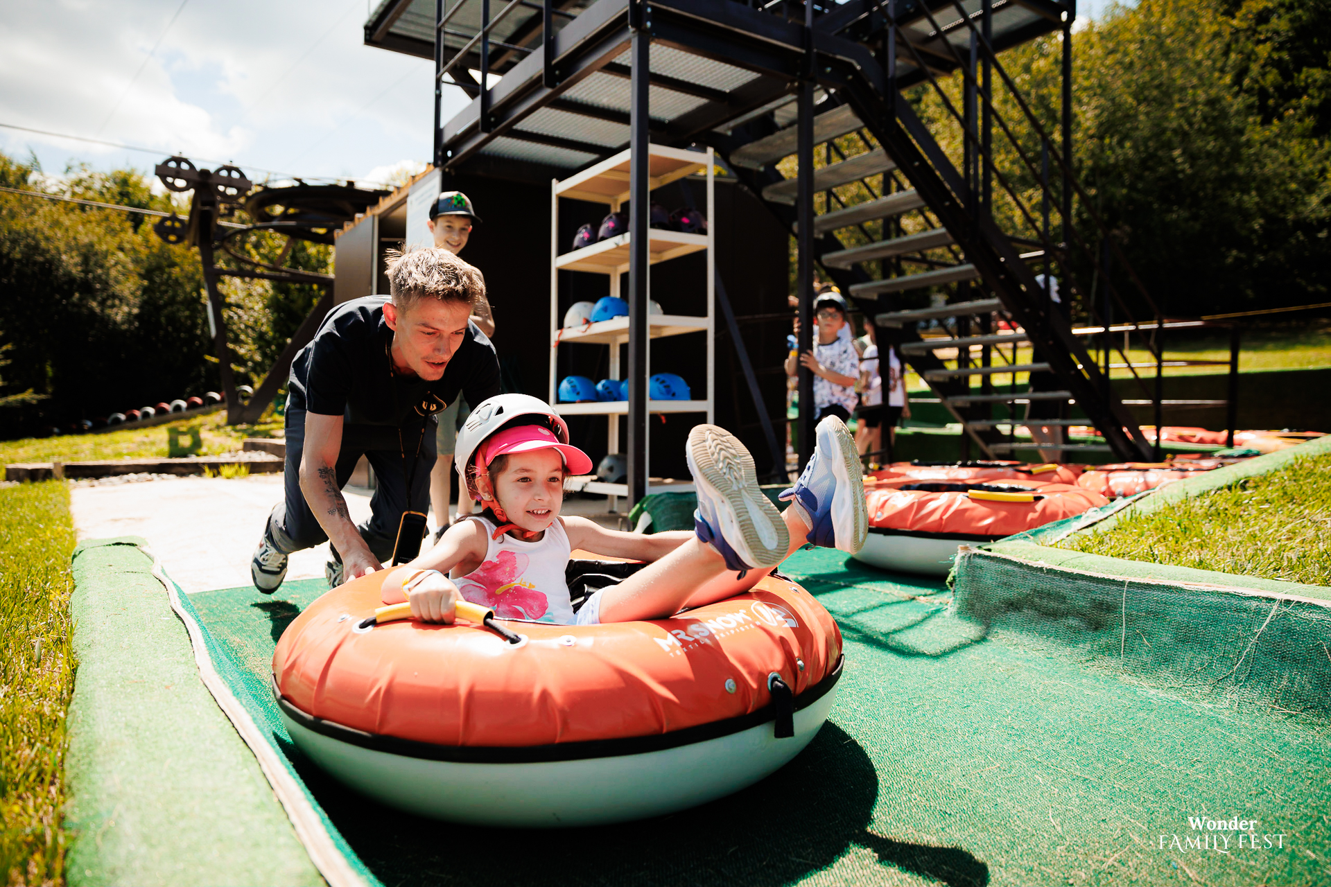 Wonderland Resort — 222