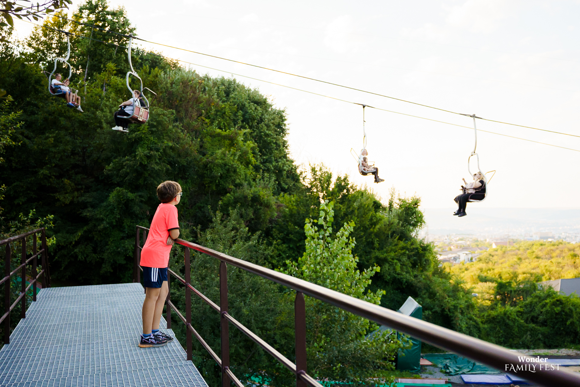 Wonderland Resort — 277